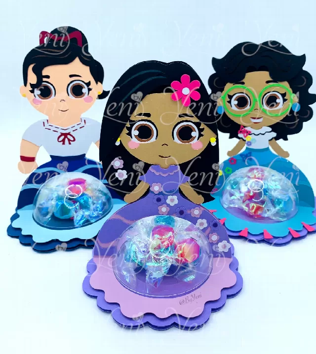 Madrigal family sisters candy holders - For 4 sizes - Svg and Studio files