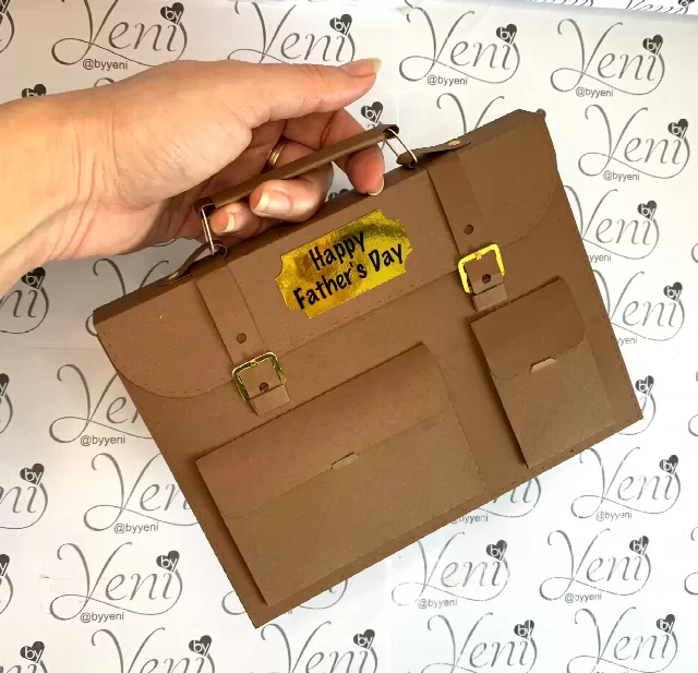 Briefcase gift box for dad - SVG and Studio files