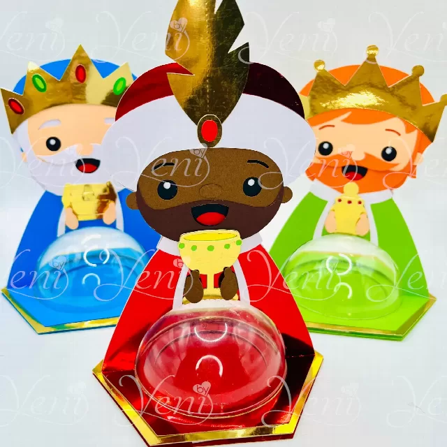 Three Wises candy holder - For 8cm / 3.15" Sphere - Svg and Studio files
